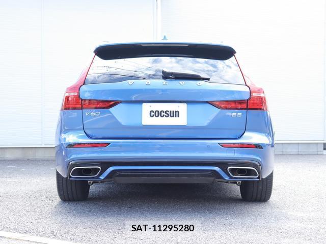 Volvo V60 2021-08 8360603-8