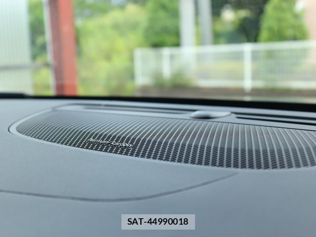 Volvo V60 2019-07 8360604-18