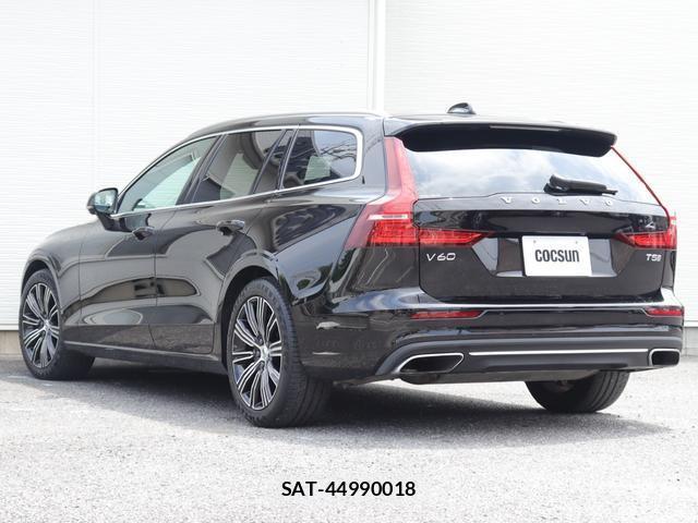 Volvo V60 2019-07 8360604-9