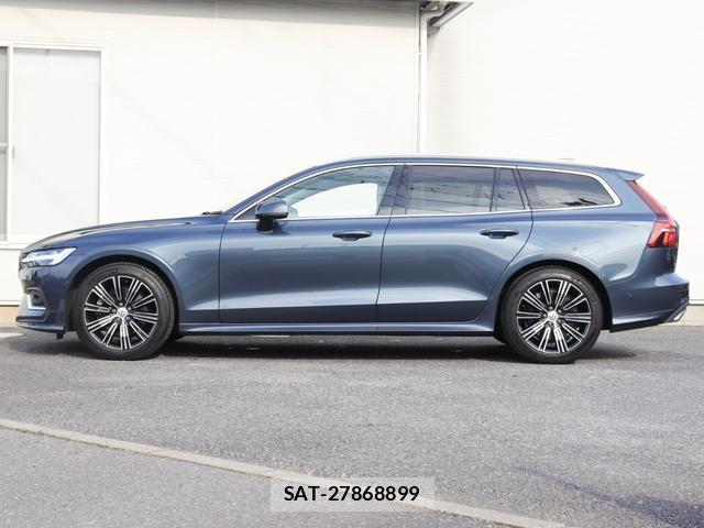 Volvo V60 2018-10 8360607-10