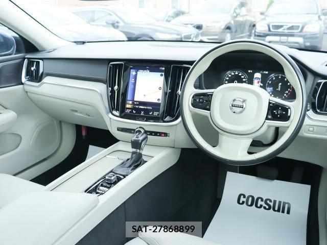 Volvo V60 2018-10 8360607-15