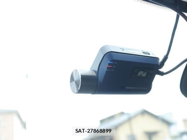 Volvo V60 2018-10 8360607-16