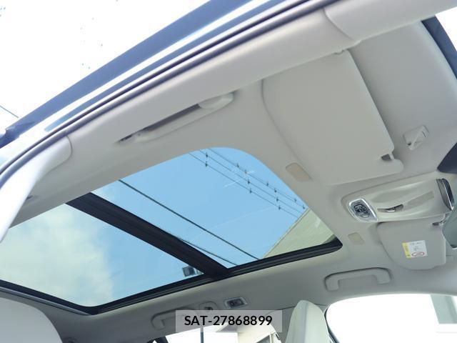 Volvo V60 2018-10 8360607-19
