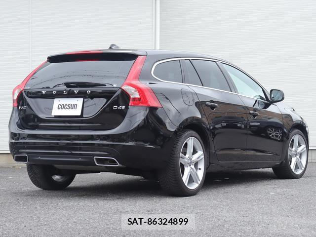 Volvo V60 2018-09 8360610-7