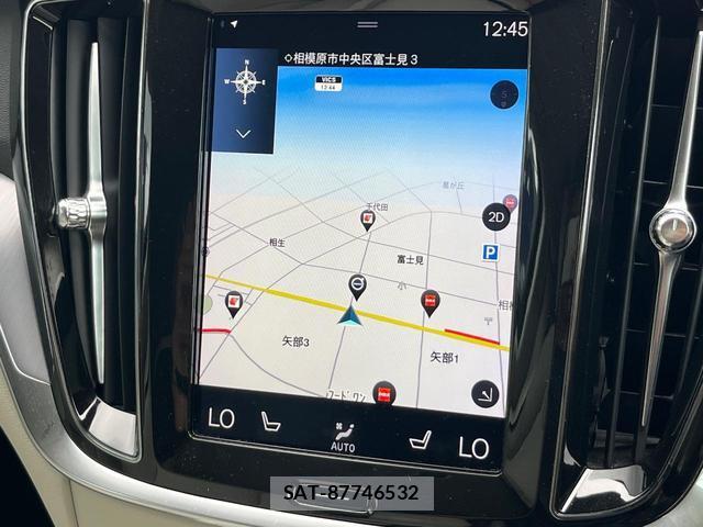 Volvo V60 2019-09 8361087-4