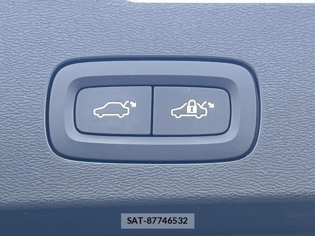 Volvo V60 2019-09 8361087-7