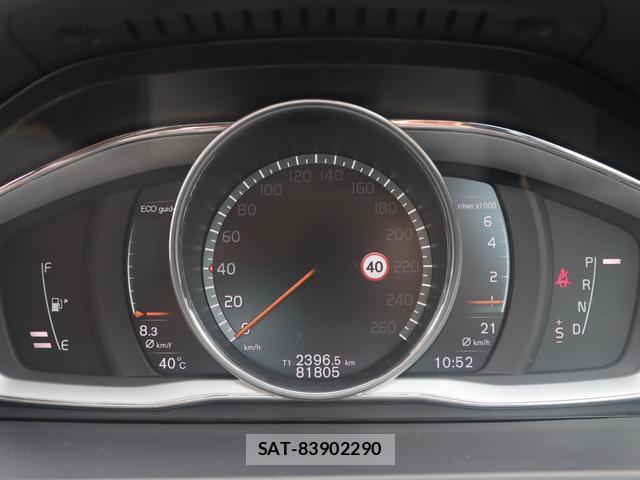 Volvo V60 2018-03 8361099-12