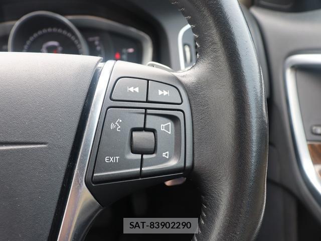 Volvo V60 2018-03 8361099-14