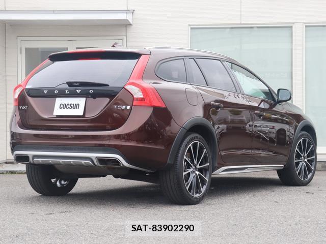 Volvo V60 2018-03 8361099-7