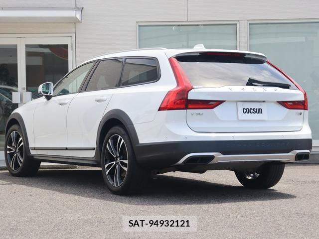 Volvo V90 2019-02 8361097-9