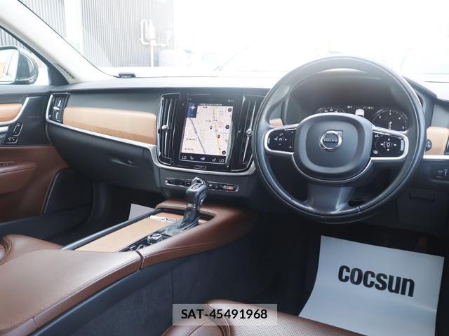 Volvo V90 2019-07 8361100-15