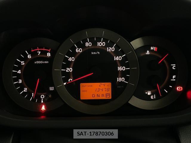 Toyota VANGUARD 2011-06 8363464-11