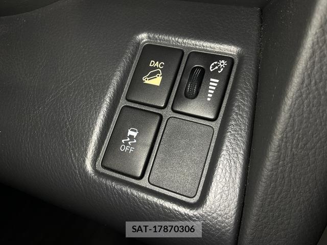 Toyota VANGUARD 2011-06 8363464-18