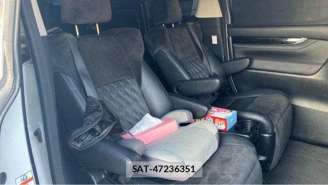 Toyota VELLFIRE 2015-11 8362215-6