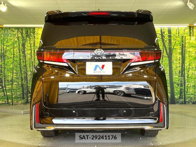 Toyota VELLFIRE 2024-05 8363013-15