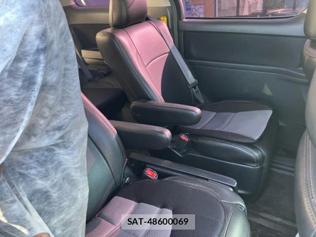 Toyota VELLFIRE 2011-10 8360820-11