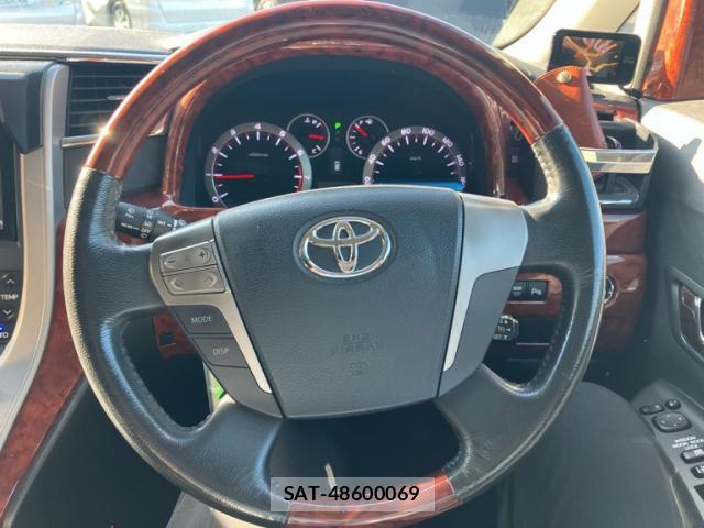 Toyota VELLFIRE 2011-10 8360820-17