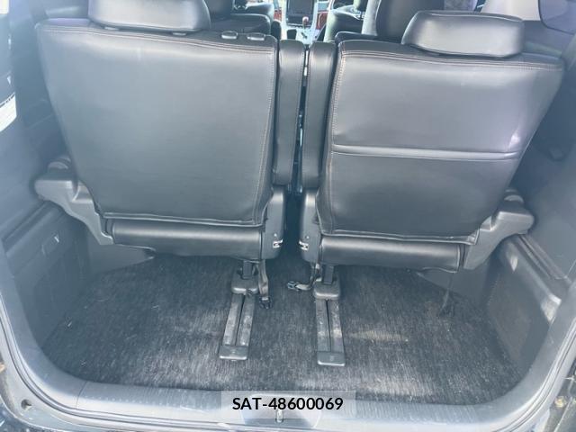 Toyota VELLFIRE 2011-10 8360820-4