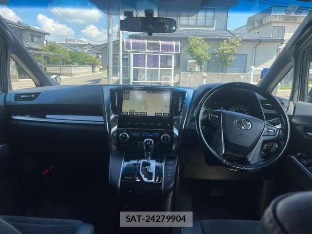 Toyota VELLFIRE 2017-08 8360826-2
