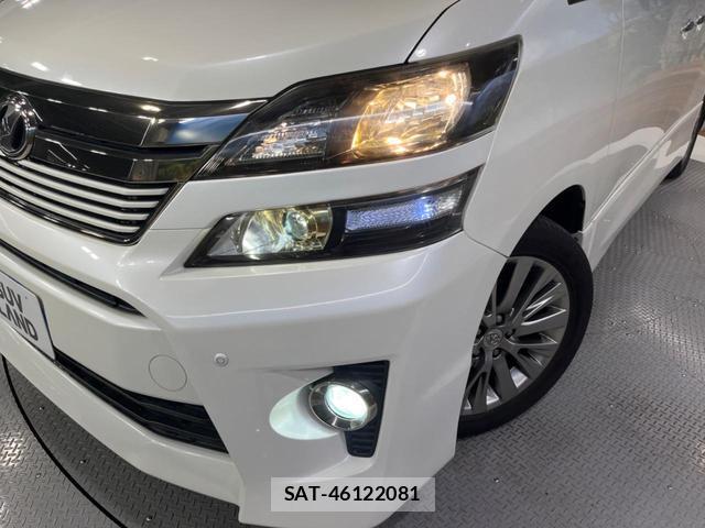 Toyota VELLFIRE 2014-02 8361024-13