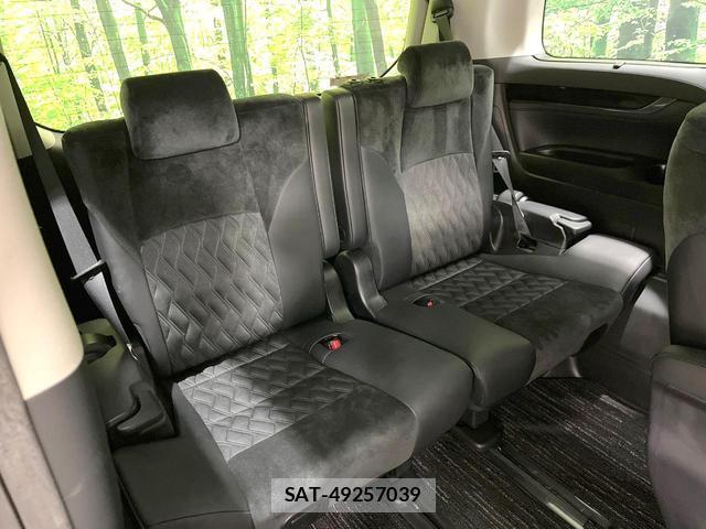 Toyota VELLFIRE 2017-08 8361497-10