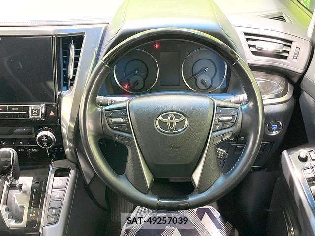 Toyota VELLFIRE 2017-08 8361497-7