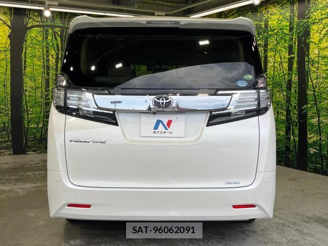 Toyota VELLFIRE 2017-08 8361589-14