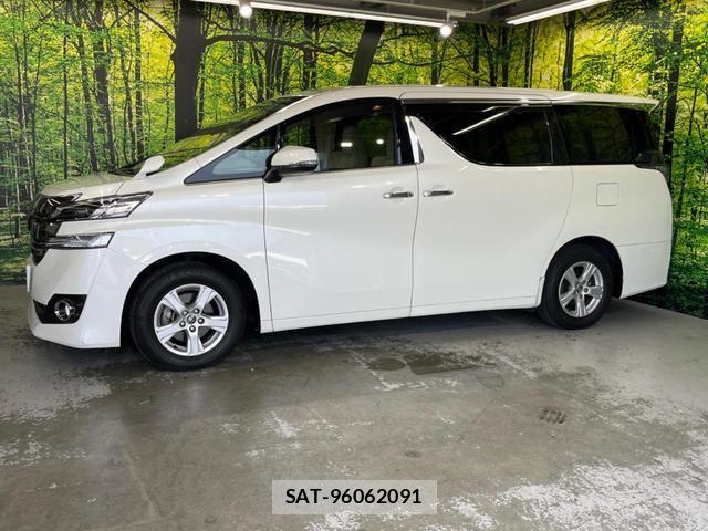 Toyota VELLFIRE 2017-08 8361589-15