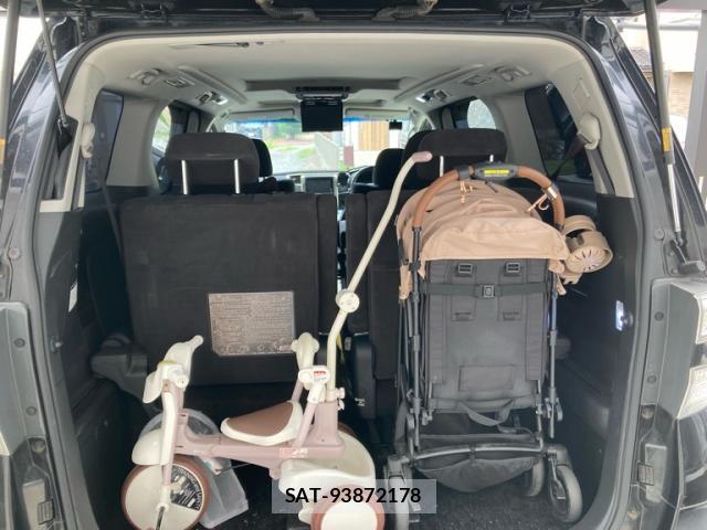 Toyota VELLFIRE 2010-12 8361693-4