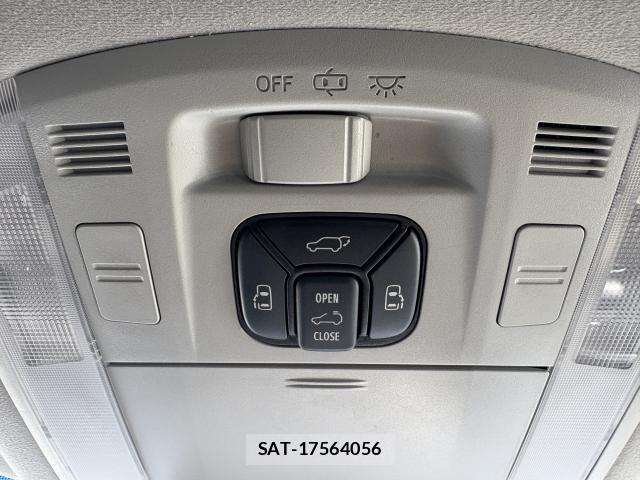 Toyota VELLFIRE 2014-02 8361781-11