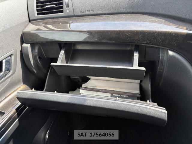 Toyota VELLFIRE 2014-02 8361781-17