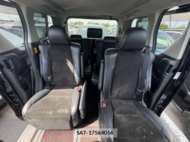 Toyota VELLFIRE 2014-02 8361781-8