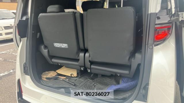 Toyota VELLFIRE 2023-10 8362197-17