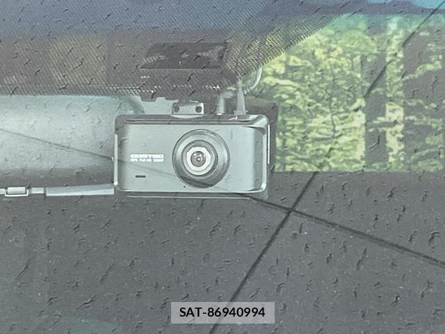Toyota VELLFIRE 2013-07 8362332-4