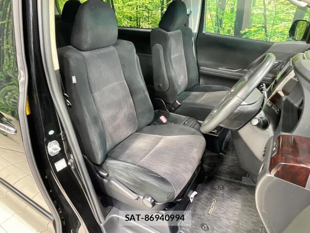 Toyota VELLFIRE 2013-07 8362332-7