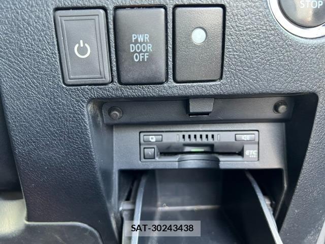 Toyota VELLFIRE 2017-07 8362661-11