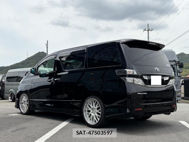 Toyota VELLFIRE 2009-11 8362849-1