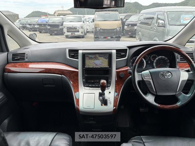 Toyota VELLFIRE 2009-11 8362849-2