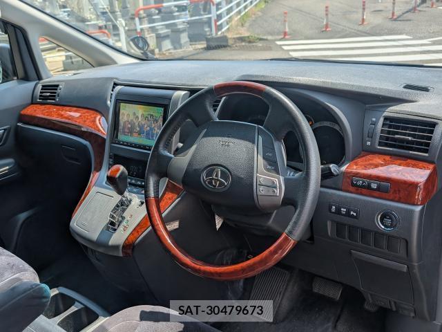 Toyota VELLFIRE 2011-02 8363690-2