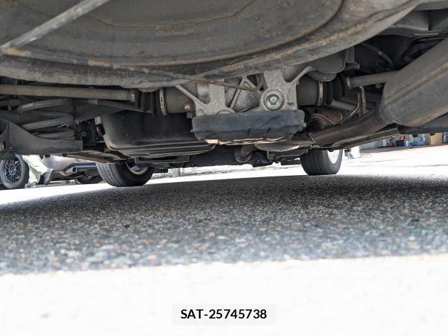 Toyota VELLFIRE 2013-03 8363693-15