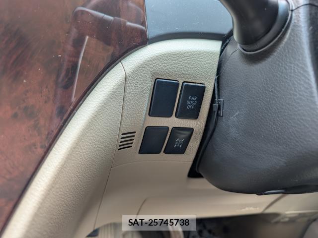 Toyota VELLFIRE 2013-03 8363693-19