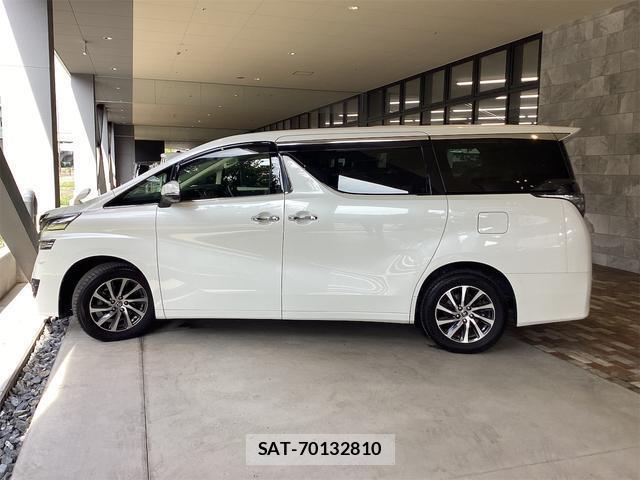 Toyota VELLFIRE 2018-01 8363752-14