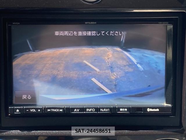 Mazda VERISA 2012-03 8362533-6