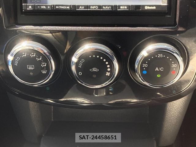 Mazda VERISA 2012-03 8362533-8