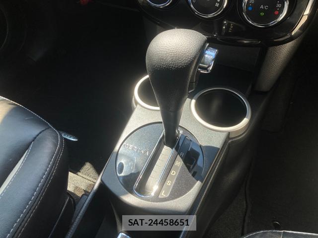 Mazda VERISA 2012-03 8362533-9