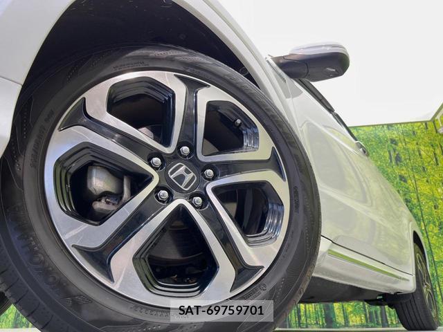 Honda VEZEL 2017-03 8360531-12