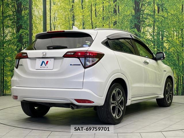 Honda VEZEL 2017-03 8360531-16