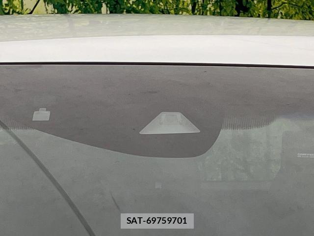 Honda VEZEL 2017-03 8360531-5