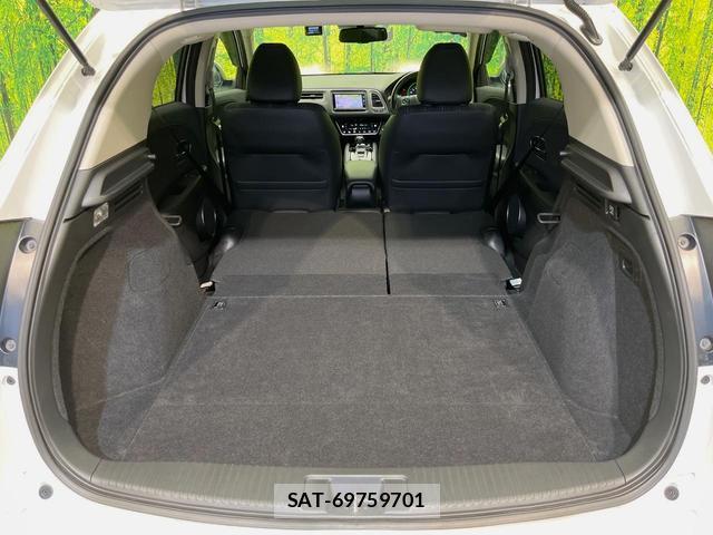 Honda VEZEL 2017-03 8360531-9