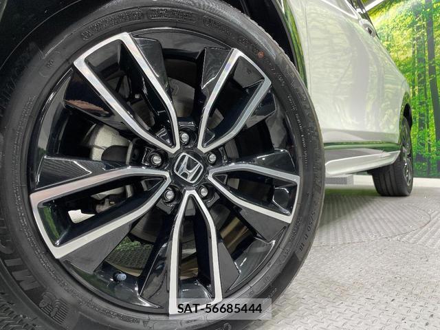 Honda VEZEL 2022-05 8360644-13